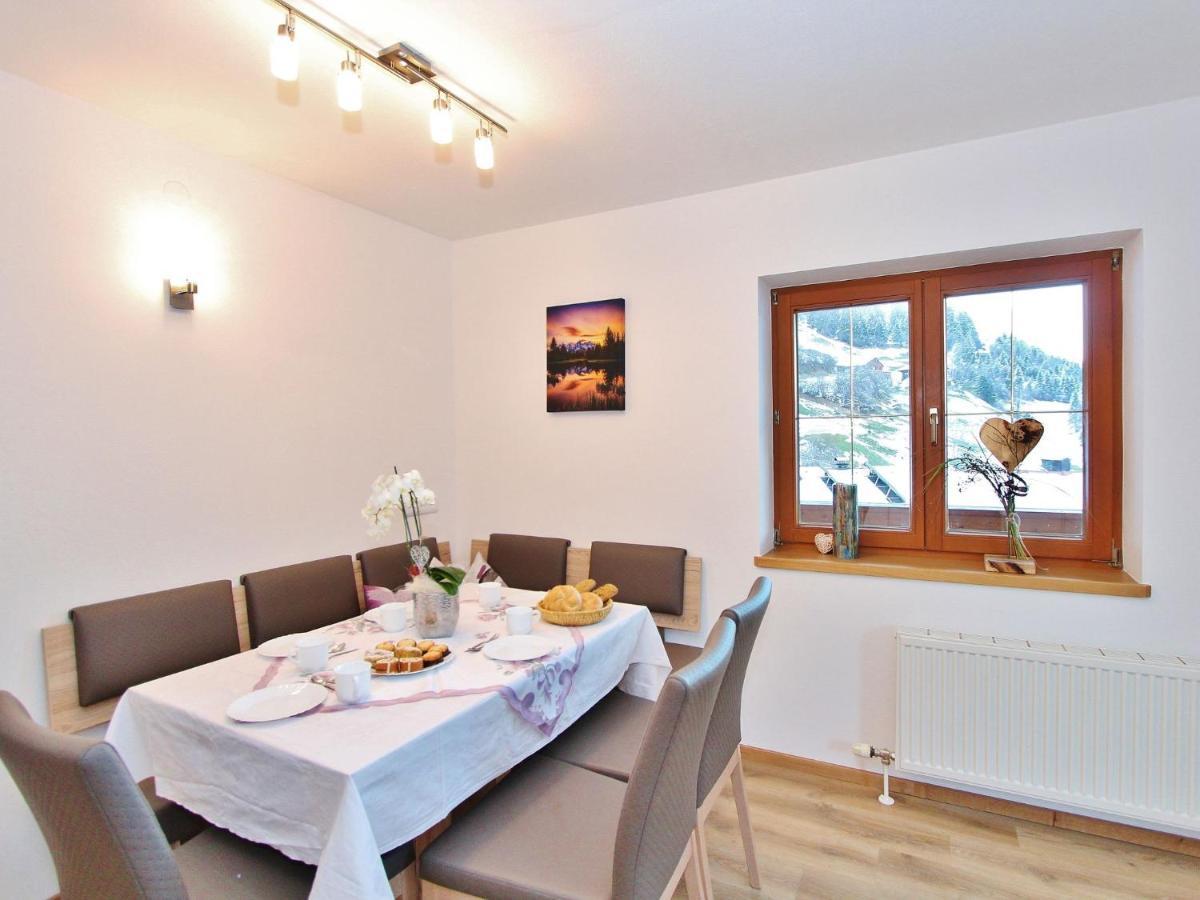 Cozy Apartment With Mountain Views ヴァルト・イム・ピンツガウ エクステリア 写真