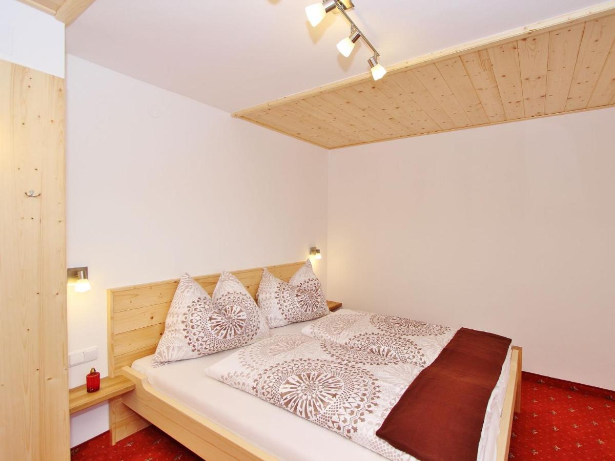 Cozy Apartment With Mountain Views ヴァルト・イム・ピンツガウ エクステリア 写真